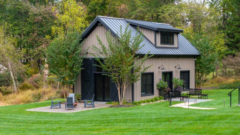 Luxury Green Roofing USA: A Comprehensive Architectural Guide
